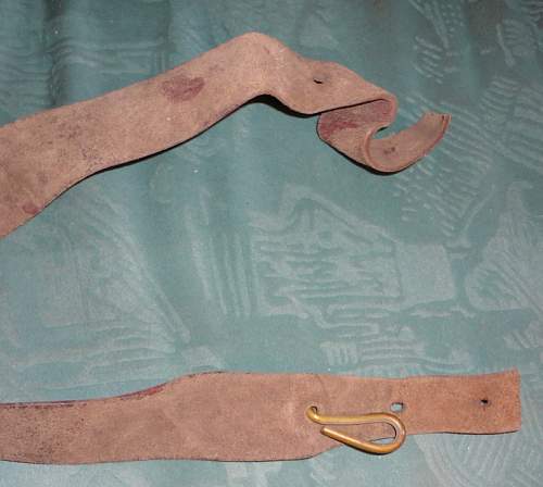 French suspender belt WW II ?