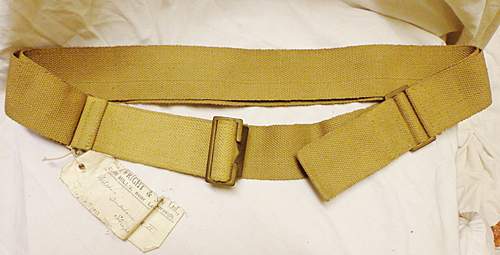 HELP!!!! Identifying WW2 British Vehicle Radio Webbing/Straps