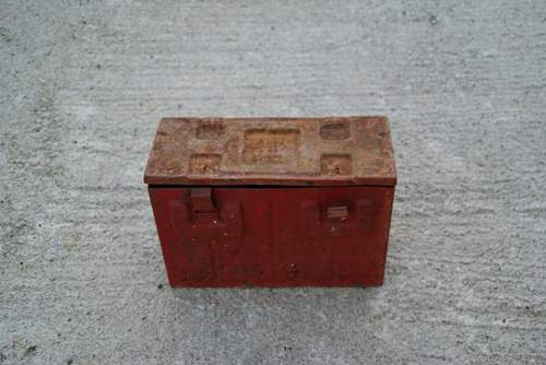 ww2 british ammo box?