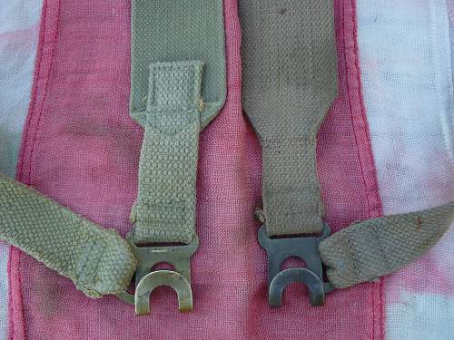 Variations of the P-37 Shoulder straps (L-straps)