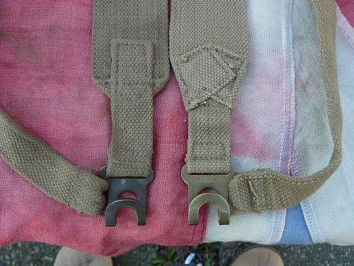 Variations of the P-37 Shoulder straps (L-straps)