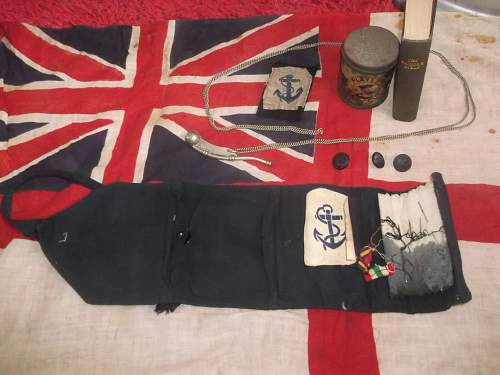 Small Collection of Royal Navy Items