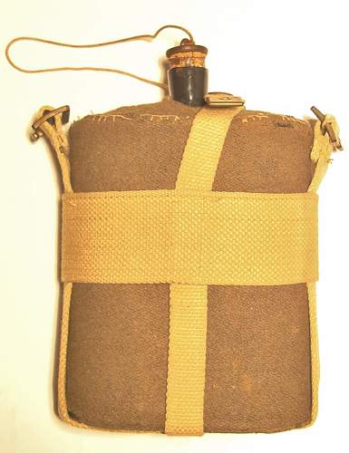 WWI or WWII canteen ?