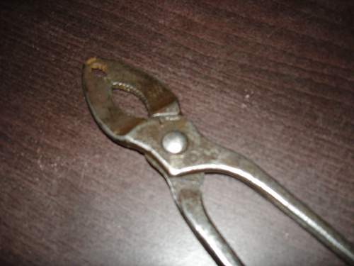 Demolition pliers?