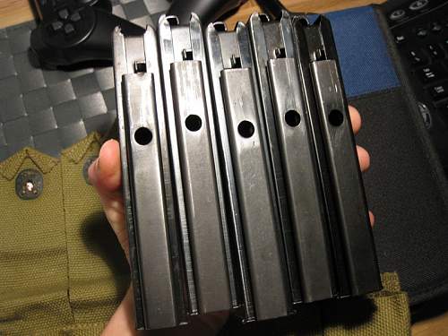 US Belt, Thompson 5 mag pouch + 5 Thompson mags