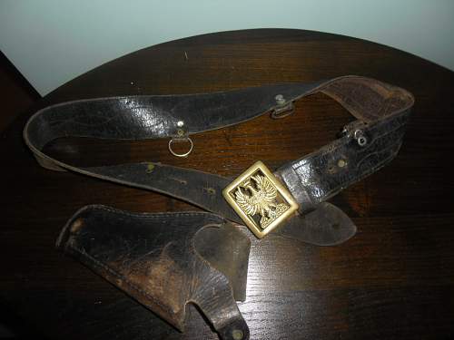Spanish officer's belt..... WWII period??