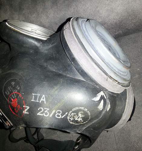 WW2 Gas Mask. 1941-44. Danish issue. British?