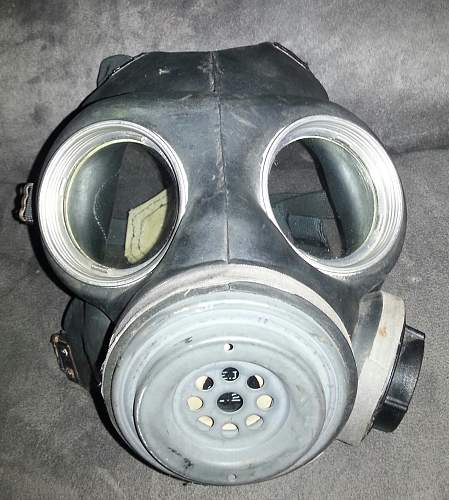 WW2 Gas Mask. 1941-44. Danish issue. British?