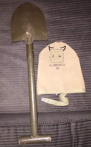 1942 W.L. DUMAS T Shovel with case REAL or FAKE??