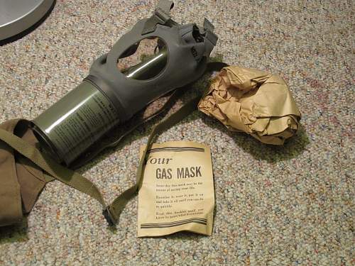 Super mint US ww2 gas mask