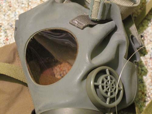 Super mint US ww2 gas mask