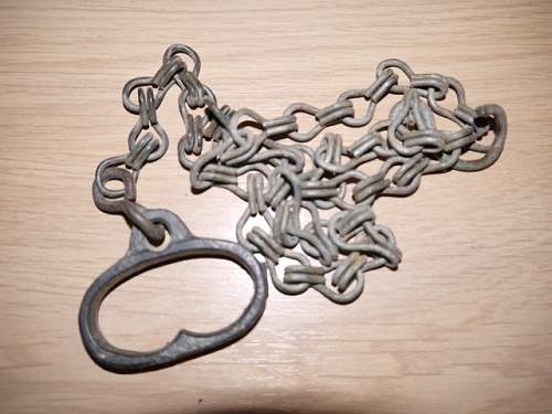 Trench Loo Chain?