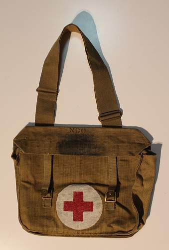 1943 Canadian Army Medic Bag ?