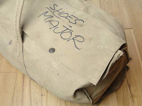 Naval canvas kit bag / duffle . Issued. Newey snaps Pat. 20143-22