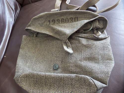 Unknown Gas mask bag