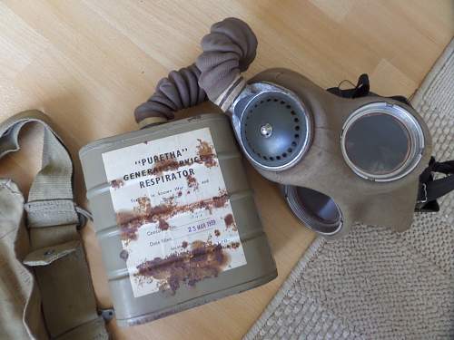 Unknown WW2 British Gas Mask