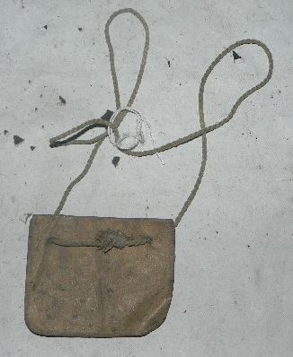 Erkennungsmarke Pouch