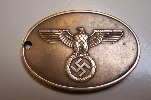 Do these 2 GESTAPO disks look authentic?