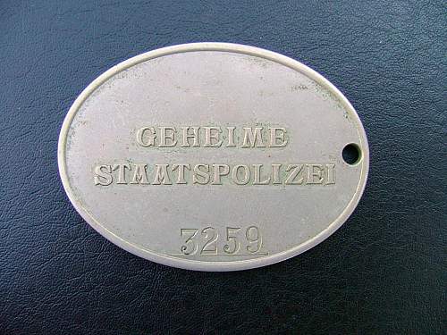 Secret Police disc (Geheime Staatspolizei) GESTAPO DISK..