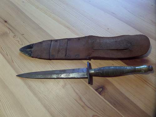 Carboot found  2nd Pattern  F-S knife with unusual grip