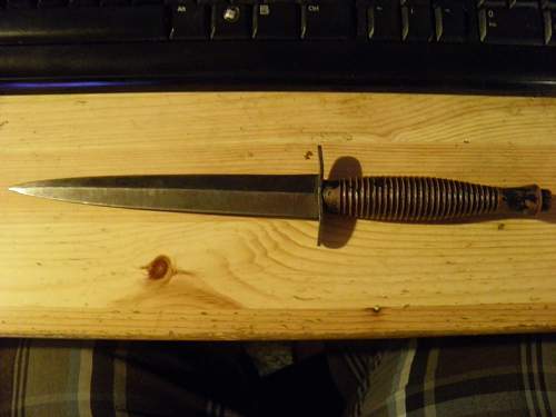 British commando dagger