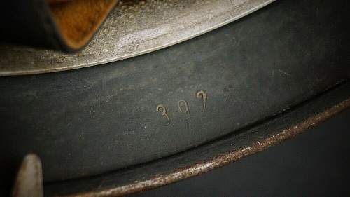 one more Question for Fallschirmjäger Helmet M38