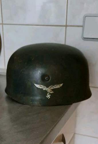 Question for Fållschirmjāger helmet original?