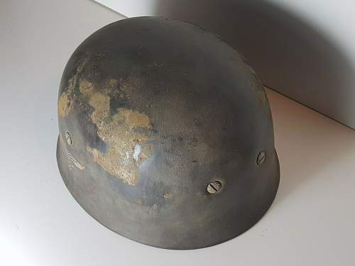 Need help on German Paratrooper (Fallschirmjager) Helmet