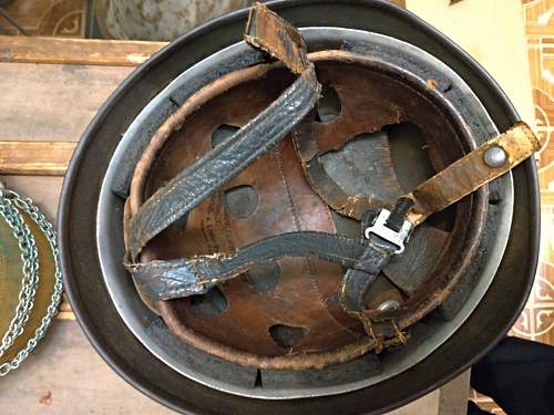 Fallschirmjäger helmet from Italy