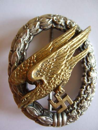 Luftwaffe Fallschirmschützenabzeichen Badge Real?