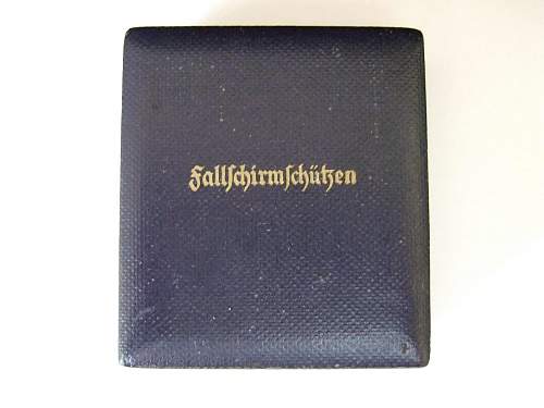 Early Assmann Fallschirmschützenabzeichen Set