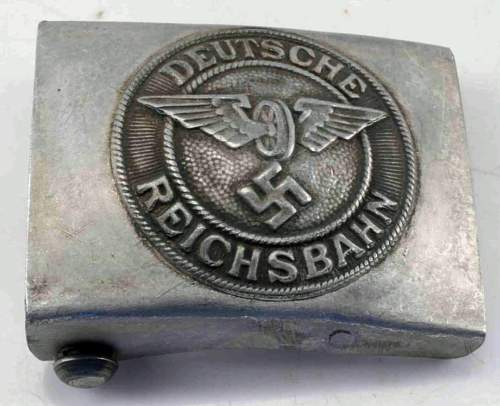 Reichsbahn Buckle question.