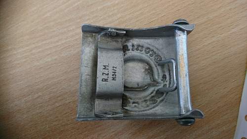 Reichsbahn Buckle question.