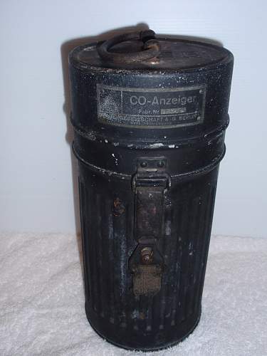 U-Boot Auer Co-Anzeiger Detector canister