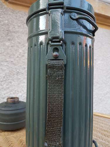 M38 Gas mask details