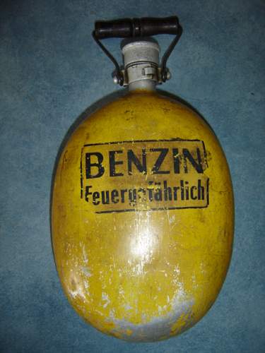 Strange large sized german canteen