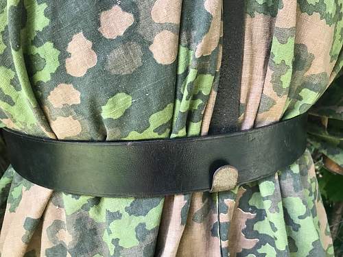 SS oak-leaf &quot;A&quot; camouflage m31 quarter shelter/poncho