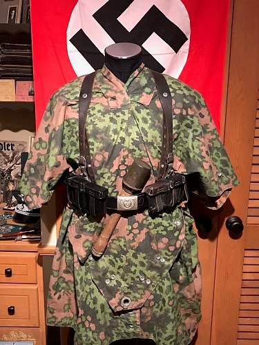 SS oak-leaf &quot;A&quot; camouflage m31 quarter shelter/poncho