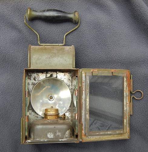 Help with Military Lantern Identification
