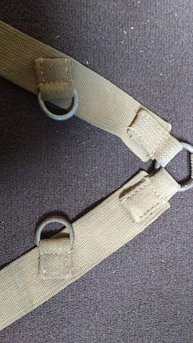 Late war webbing y-strap