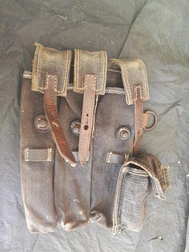 MP40 Pouches - Help Needed!