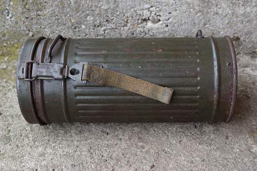 SS  named M38 gas mask can - original or not?