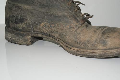 low boots unidentified !!