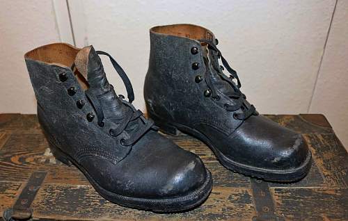 WW2 German Wehrmacht  low ankle boots?