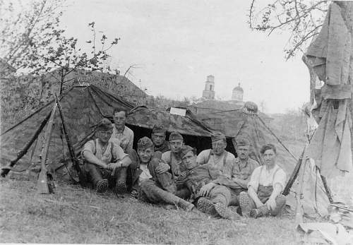 M31 Zeltbahn in use (period photos)