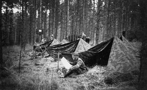 M31 Zeltbahn in use (period photos)