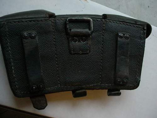 3 K98 ammo pouches,info help needed