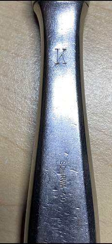 Is this a real luftwaffe cutlery knife?