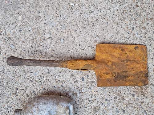 Enders entrenching tool WW2 ?