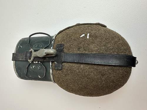 M31 C&amp;C.W.35 canteen with SMM34 lid correct?